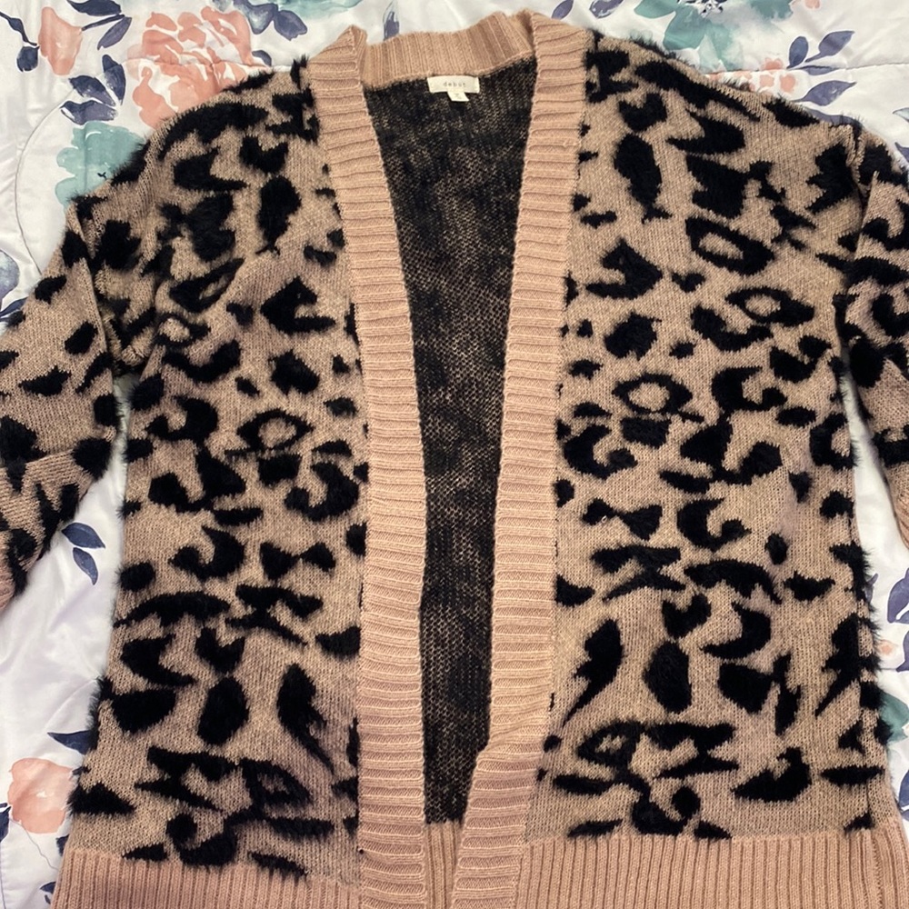 Very cute cardigan